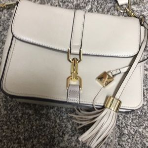 G.I.L.L. Handbag sand. EXCELLENT!